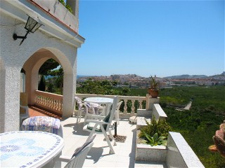 From the terrace yu can see to Almunecar and the green valley